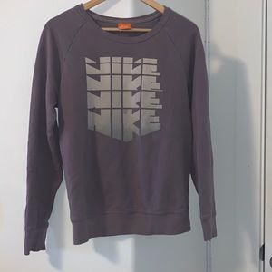purple nike sweatshirt